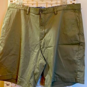 Tommy Bahama kaki shorts